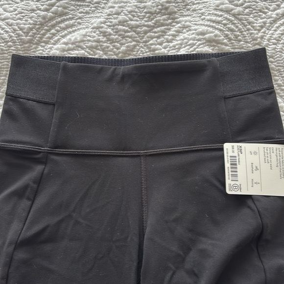 Athleta Aura Flare Pants/Leggings - Picture 2 of 6